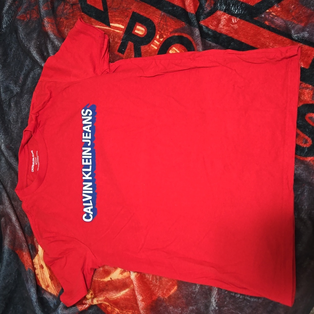 Calvin Klein T shirt